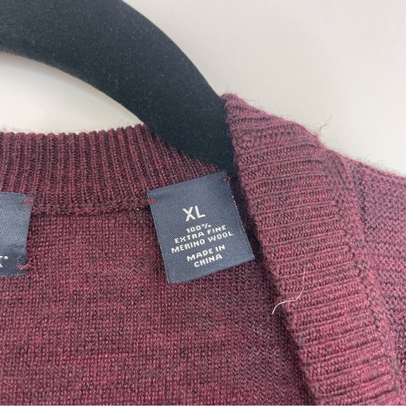 Hart Schaffner Marx Extra Fine Merino Wool XL maroon plum knit sweater V-neck - Picture 8 of 11